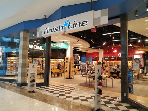 Shoe Store «Finish Line», reviews and photos, 801 Hawthorn Center, Vernon Hills, IL 60061, USA