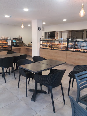 Les Pains Des Moissons Boulanger Patissier à Trets