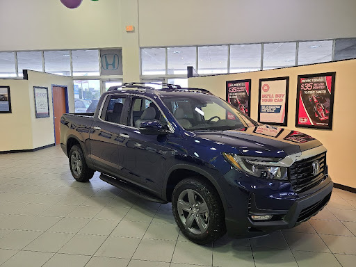 Honda Dealer «AutoNation Honda Miami Lakes», reviews and photos, 5925 NW 167th St, Hialeah, FL 33015, USA