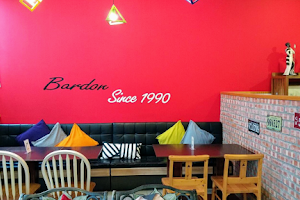 Bardon Cafe image