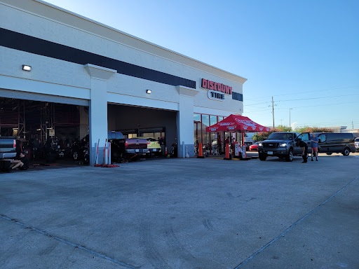 Tire Shop «Discount Tire Store - Cypress, TX», reviews and photos, 17326 Spring Cypress Rd, Cypress, TX 77429, USA