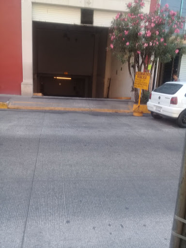 Estacionamiento Victoria