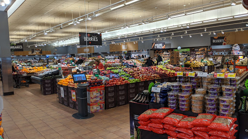 Grocery Store «Stop & Shop», reviews and photos, 760 Villa Ave, Fairfield, CT 06824, USA