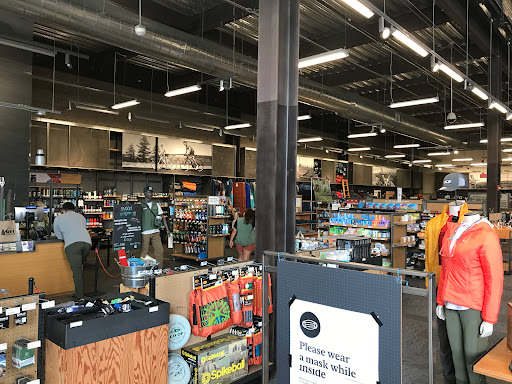 Camping Store «REI», reviews and photos, 2700 Seaglass Way, Oxnard, CA 93036, USA