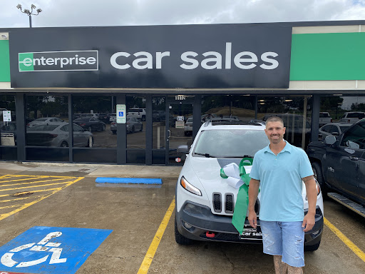 Used Car Dealer «Enterprise Car Sales», reviews and photos, 1112 E Division St, Arlington, TX 76011, USA