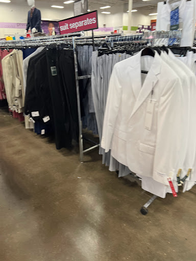 Clothing Store «K&G Fashion Superstore», reviews and photos, 4009 W Airport Fwy, Irving, TX 75062, USA