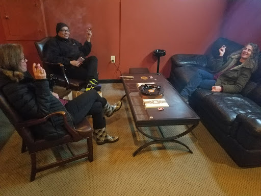 Tobacco Shop «Tobacco Shop LLC», reviews and photos, 89 Pratt St, Hartford, CT 06103, USA