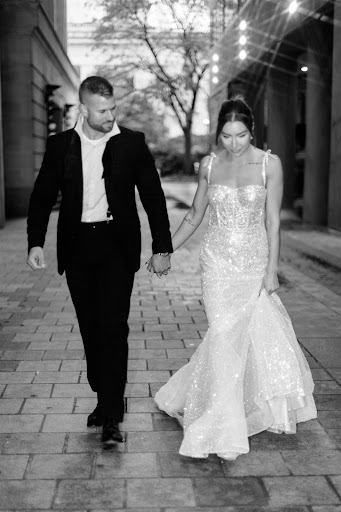 Bridal Shop «La Jeune Mariee Bridal Collection», reviews and photos, 139 E Main St, Columbus, OH 43215, USA