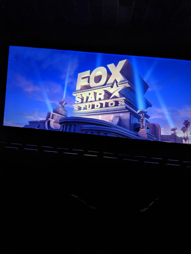 Movie Theater «Regal Cinemas Hadley Theatre 16», reviews and photos, 1000 Corporate Ct, South Plainfield, NJ 07080, USA