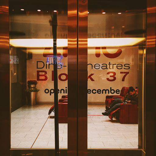 Shopping Mall «Block 37», reviews and photos, 108 N State St, Chicago, IL 60602, USA