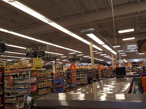 Grocery Store «Kroger», reviews and photos, 305 E Lewis and Clark Pkwy, Clarksville, IN 47129, USA