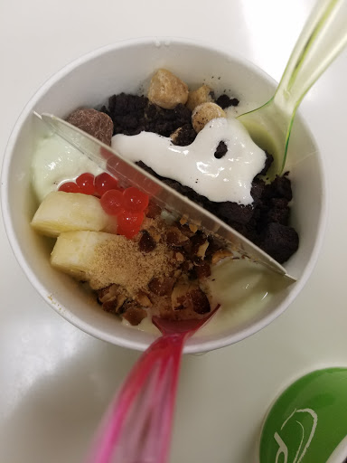Frozen Yogurt Shop «Peachwave», reviews and photos, 702 Bridgeport Ave, Shelton, CT 06484, USA
