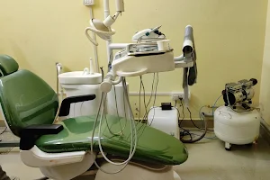 Om meenakshi dental clinic image