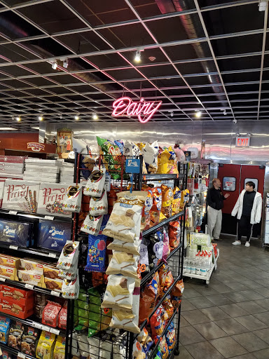 Shopping Mall «Lake Success Shopping Center», reviews and photos, 1526 Union Tpke, New Hyde Park, NY 11040, USA