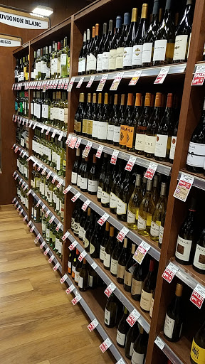 Supermarket «Giant Eagle Supermarket», reviews and photos, 36475 Euclid Ave, Willoughby, OH 44094, USA