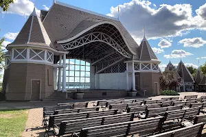 Lake Harriet image