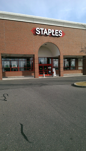 Office Supply Store «Staples», reviews and photos, 49 Putnam Blvd, Glastonbury, CT 06033, USA