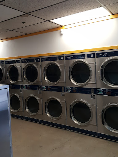 Laundromat «Pine Plaza Laundry», reviews and photos, 16312 Arrow Blvd, Fontana, CA 92335, USA