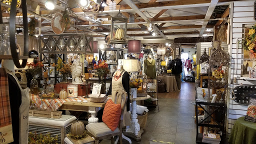 Antique Store «The Barn Antiques», reviews and photos, 167 Co Rd 557A, Lake Alfred, FL 33850, USA