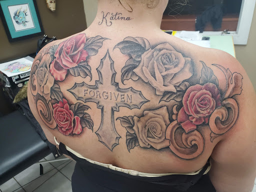 Tattoo Shop «Ink Factory Tattoos and Body Piercings», reviews and photos, 407 2nd St #1, Hudson, WI 54016, USA