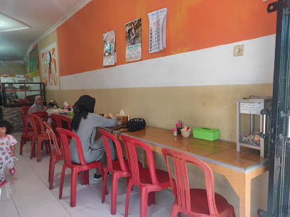 Nasi Uduk MANG DUL - V5Q5+589, Cimuncang, Serang, Serang City, Banten 42111, Indonesia