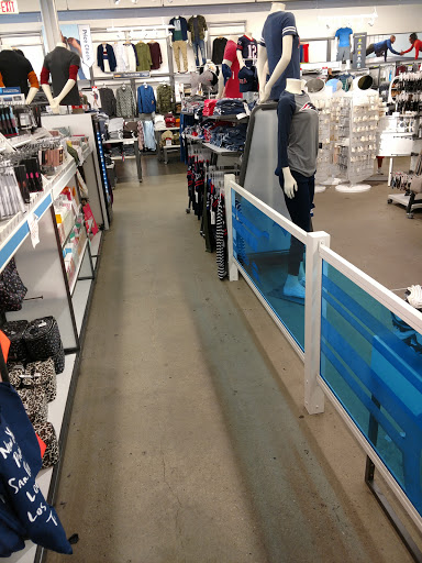 Clothing Store «Old Navy», reviews and photos, 1250 S Washington St, North Attleborough, MA 02760, USA