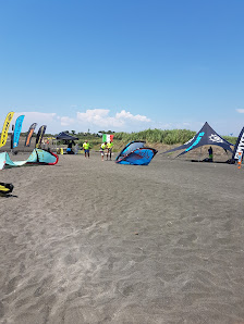 Tsunami Kite School Via Mercurio, Marina di San Nicola RM, Italia