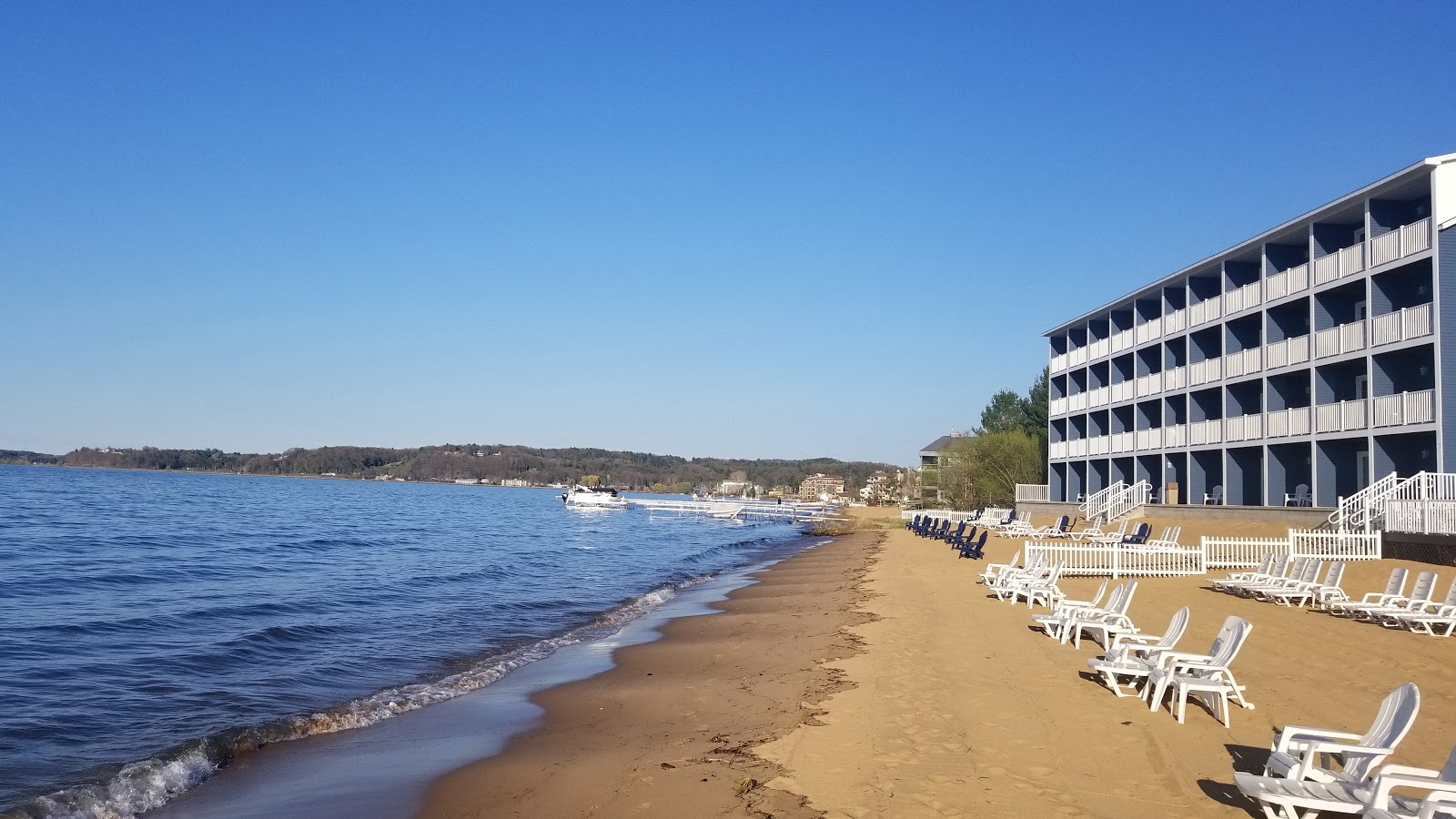 Foto von Traverse City State Park Beach - beliebter Ort unter Entspannungskennern