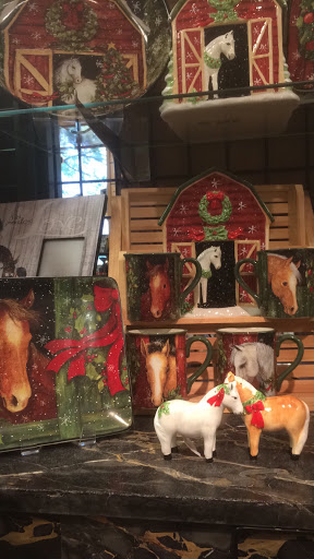 Gift Shop «Impressions of Saratoga», reviews and photos, 368 Broadway, Saratoga Springs, NY 12866, USA