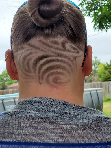 Barber Shop «Legends Barber Shop», reviews and photos, 6827 E Harry St, Wichita, KS 67207, USA