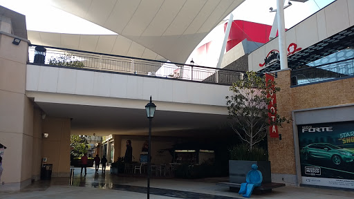 Centro comercial outlet Morelia