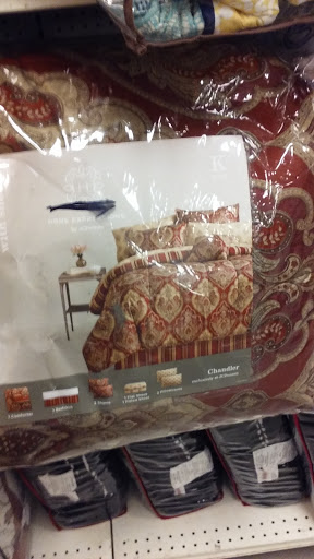 Discount Store «Bargain Hunt», reviews and photos, 250 John W Morrow Jr Pkwy #100, Gainesville, GA 30501, USA