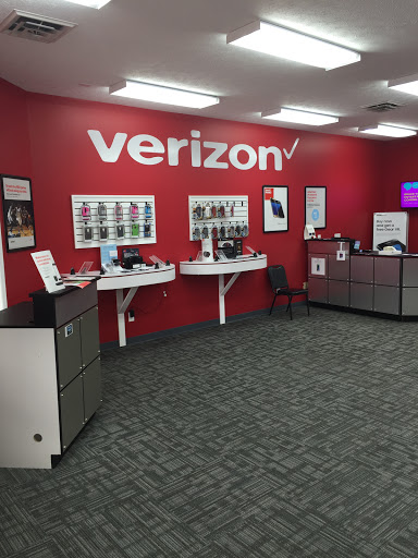 Cell Phone Store «GoWireless Verizon Authorized Retailer», reviews and photos, 239 Center St, Seville, OH 44273, USA