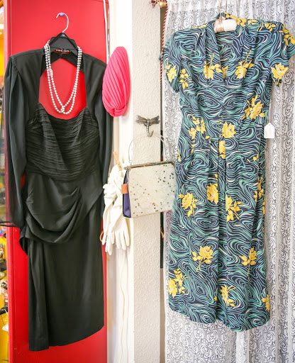 Antique Store «Too Much Stuff Quality Second Hand Treasures», reviews and photos, 1151 Grass Valley Hwy, Auburn, CA 95603, USA