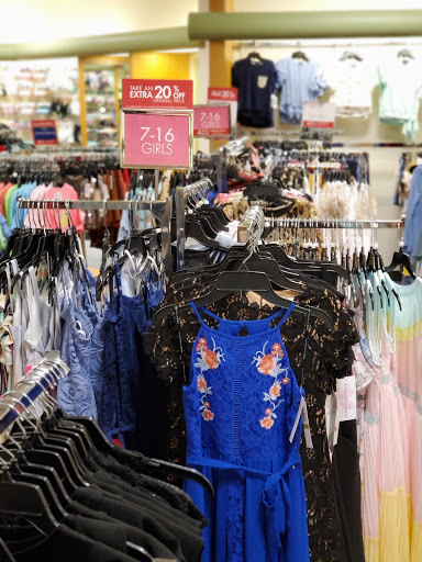 Shopping Mall «Southroads Shopping Center», reviews and photos, 5211 E 41st St, Tulsa, OK 74135, USA