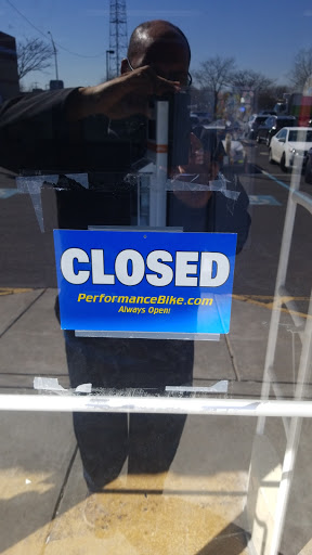 Bicycle Store «Performance Bicycle», reviews and photos, 1300 S Christopher Columbus Blvd, Philadelphia, PA 19147, USA
