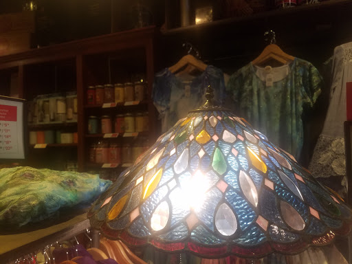 American Restaurant «Cracker Barrel Old Country Store», reviews and photos, 3701 Elmsley Ct, Greensboro, NC 27406, USA