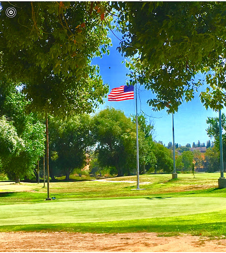 Golf Course «Bluff Pointe Golf Course and Learning Center», reviews and photos, 8225 N Milburn Ave, Fresno, CA 93722, USA