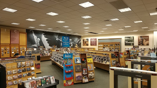 Book Store «Barnes & Noble», reviews and photos, 23654 US Hwy 19 N, Clearwater, FL 33765, USA