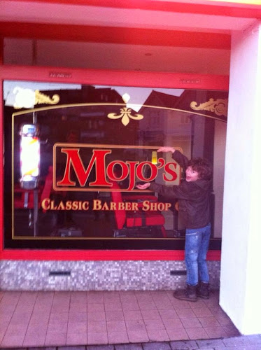 Mojo's Barber Shop - Barber shop