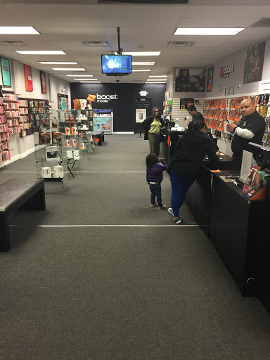 Cell Phone Store «Boost Mobile by Infinity Wireless Plus», reviews and photos, 522 S Clinton Ave, Trenton, NJ 08611, USA