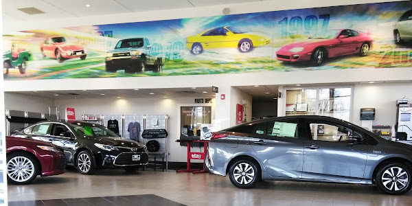 New Country Toyota of Saratoga Springs