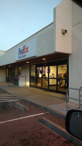 Shipping and Mailing Service «FedEx Ship Center», reviews and photos, 5010 Centennial Blvd, Colorado Springs, CO 80919, USA