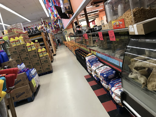 Supermarket «La Reina SuperMarkets», reviews and photos, 1357 E Louise Ave, Lathrop, CA 95330, USA
