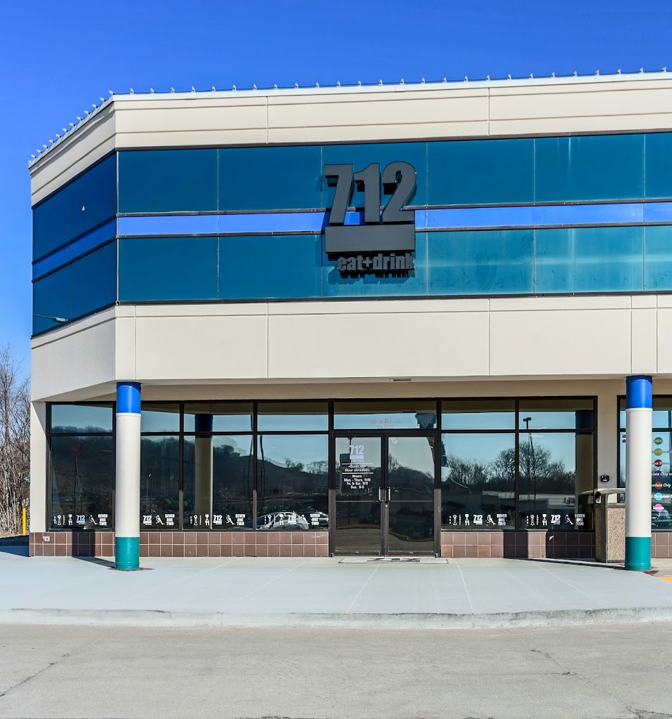 712 Eat + Drink 51503