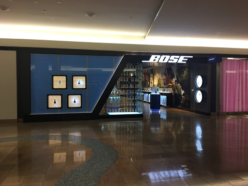 Home Audio Store «Bose Showcase Store», reviews and photos, 700 SW 5th Ave #1034, Portland, OR 97204, USA