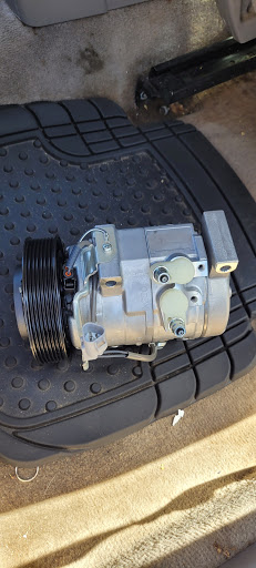 Roadrunner Auto Parts image