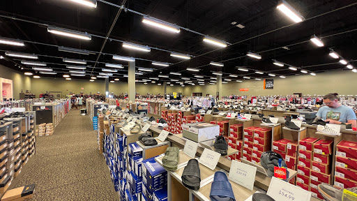 Shoe Store «DSW Designer Shoe Warehouse», reviews and photos, 2571 W Osceola Pkwy, Kissimmee, FL 34741, USA