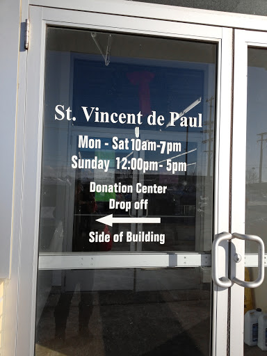 Thrift Store «St. Vincent de Paul Thrift Store», reviews and photos, 28720 Stephenson Hwy, Madison Heights, MI 48071, USA
