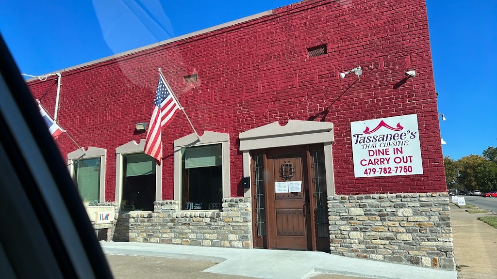 Tassanee's Thai Cuisine 72901